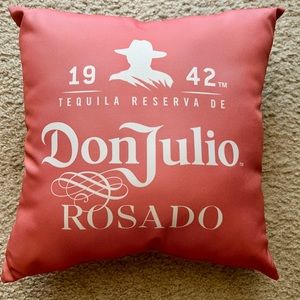 DON JULIO ROSADO I942 TEQUILA RESERVA DE THROW PILLOW/CUSHION NWOT